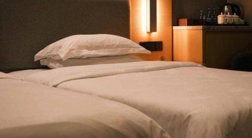 Galaxy Hotel Гуанджоу Екстериор снимка